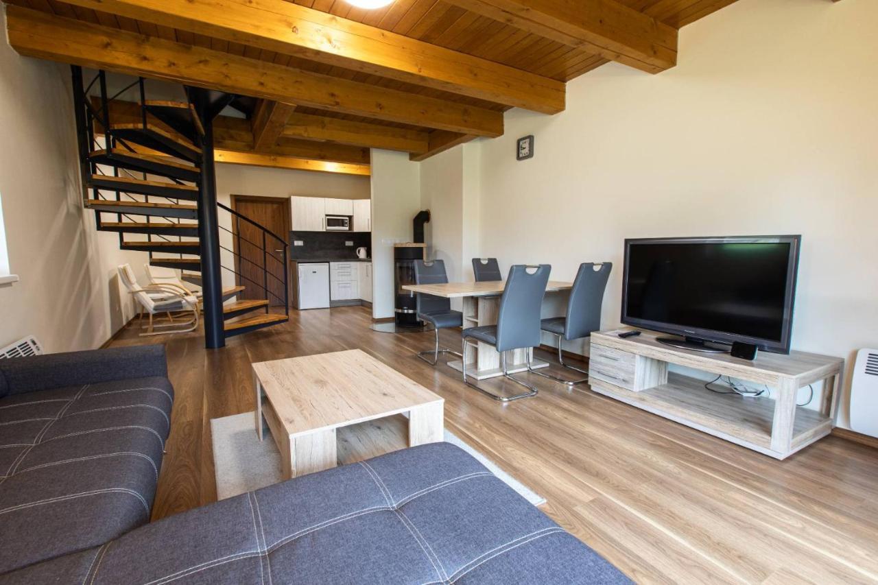 Apartmany Pod Zakletym - Hotel Ricky מראה חיצוני תמונה