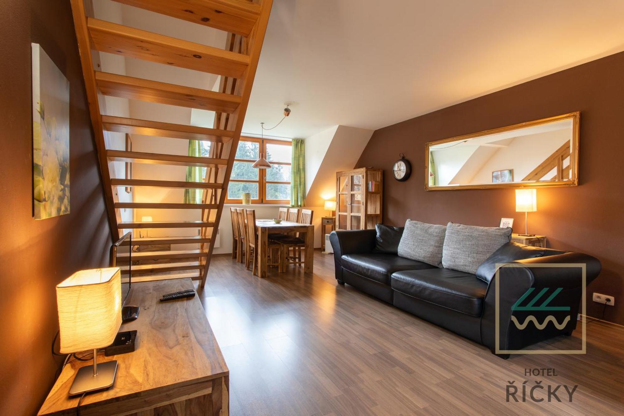 Apartmany Pod Zakletym - Hotel Ricky מראה חיצוני תמונה