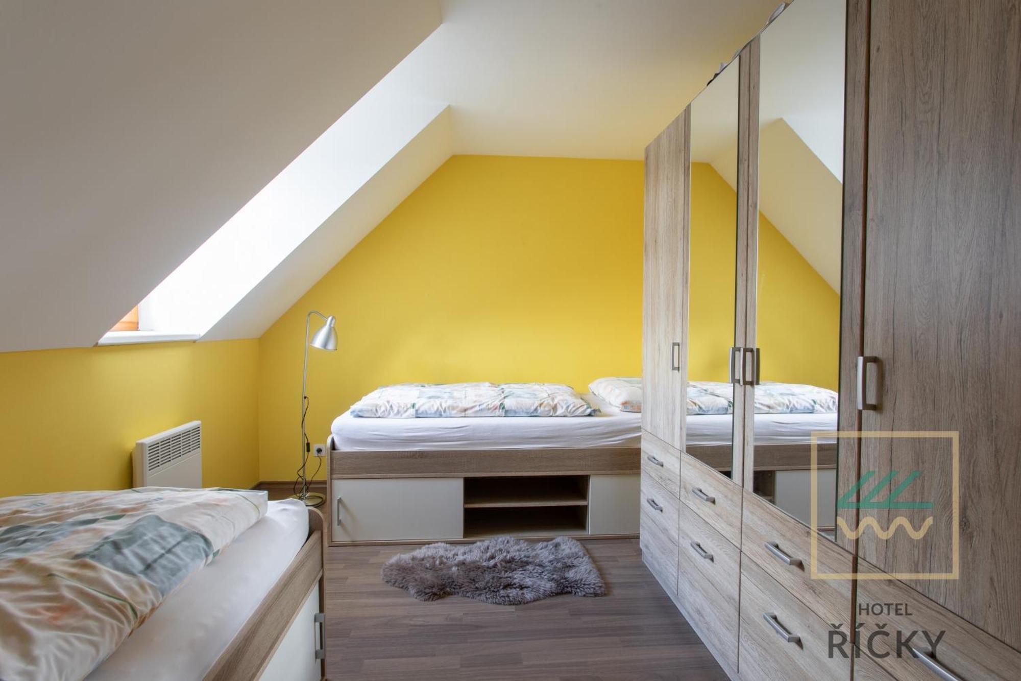Apartmany Pod Zakletym - Hotel Ricky מראה חיצוני תמונה